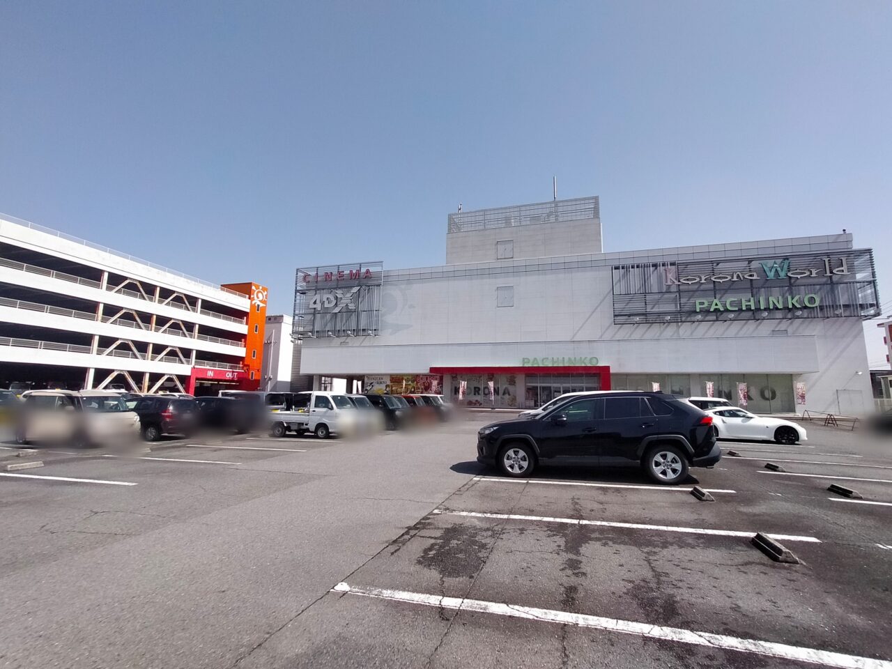 安城コロナワールドの外観